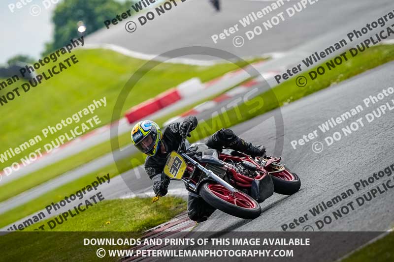 anglesey;brands hatch;cadwell park;croft;donington park;enduro digital images;event digital images;eventdigitalimages;mallory;no limits;oulton park;peter wileman photography;racing digital images;silverstone;snetterton;trackday digital images;trackday photos;vmcc banbury run;welsh 2 day enduro